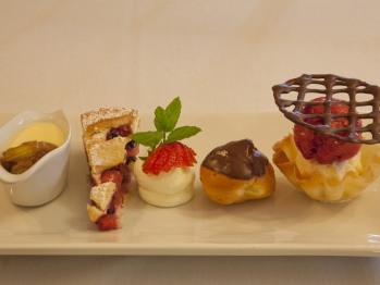 Dining / Restaurant - Dessert Selection